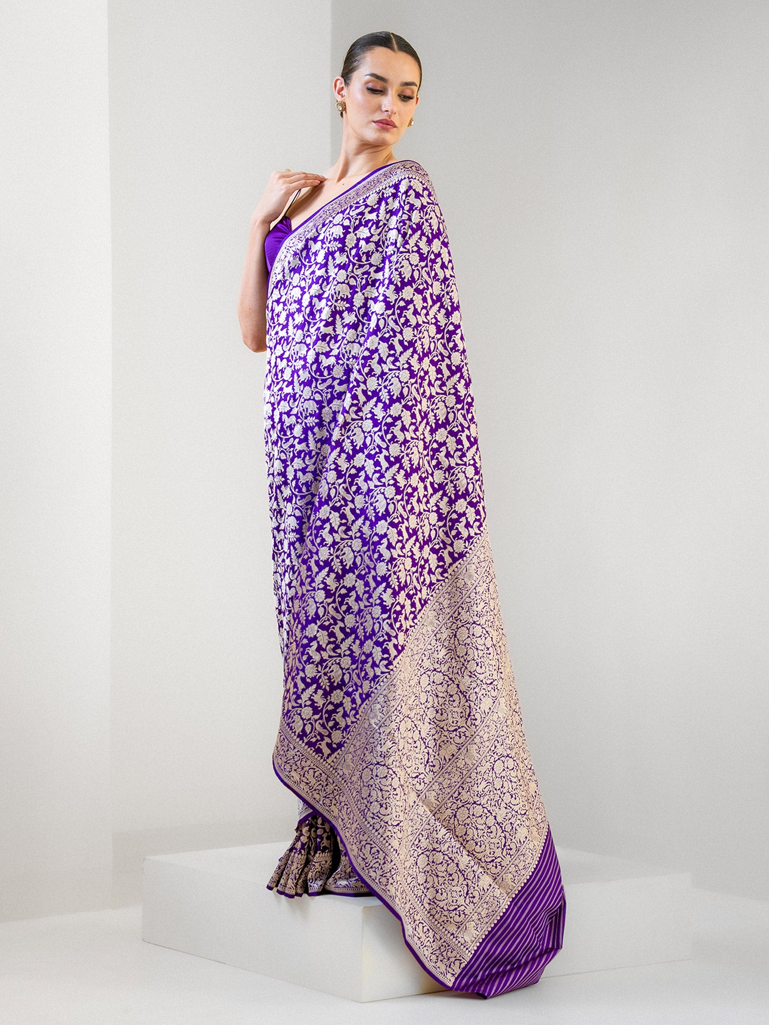 Purple Shikargah Brocade Katan Silk Handloom Banarasi Saree - Sacred Weaves