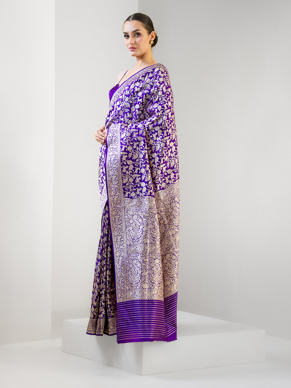 Purple Shikargah Brocade Katan Silk Handloom Banarasi Saree - Sacred Weaves