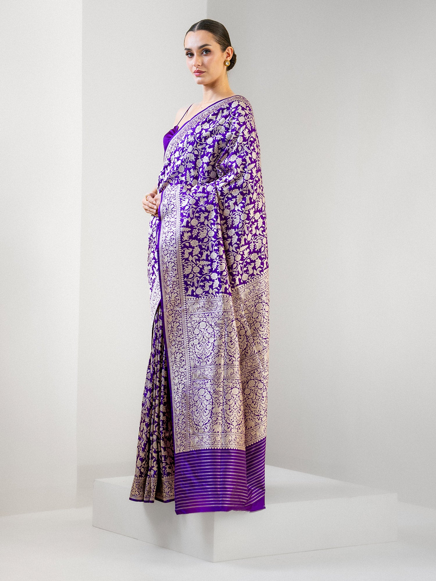 Purple Shikargah Brocade Katan Silk Handloom Banarasi Saree - Sacred Weaves