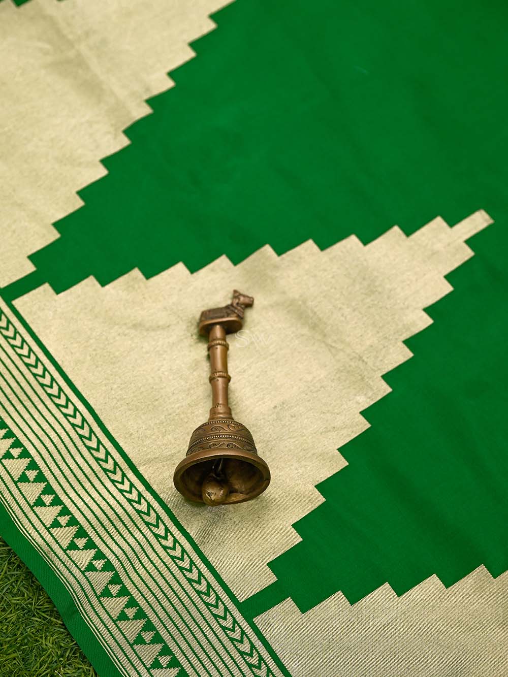 Green Katan Silk Handloom Banarasi Saree - Sacred Weaves