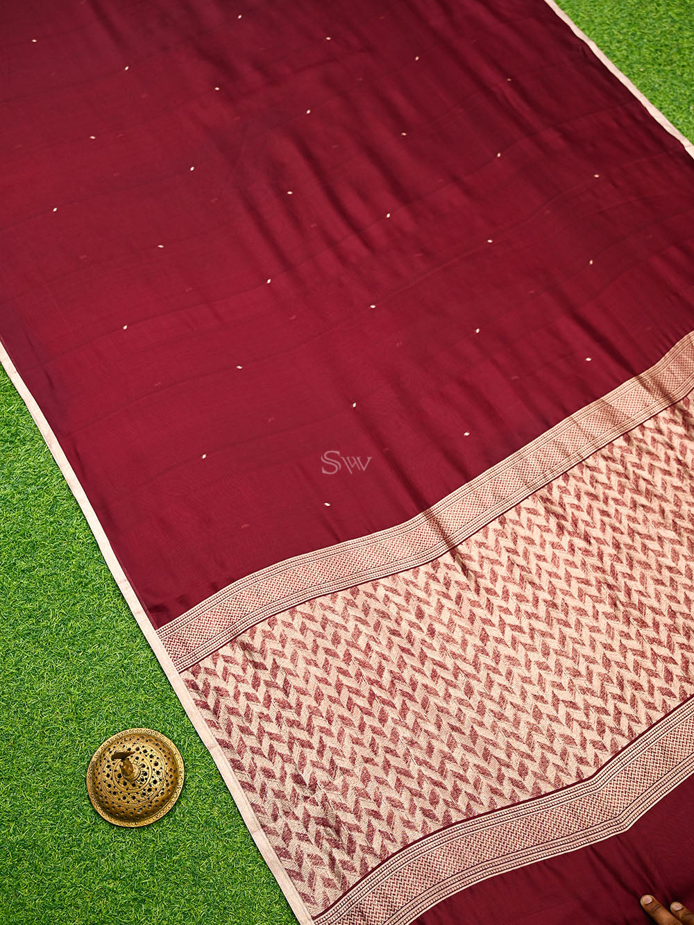 Dark Wine Booti Organza Handloom Banarasi Saree