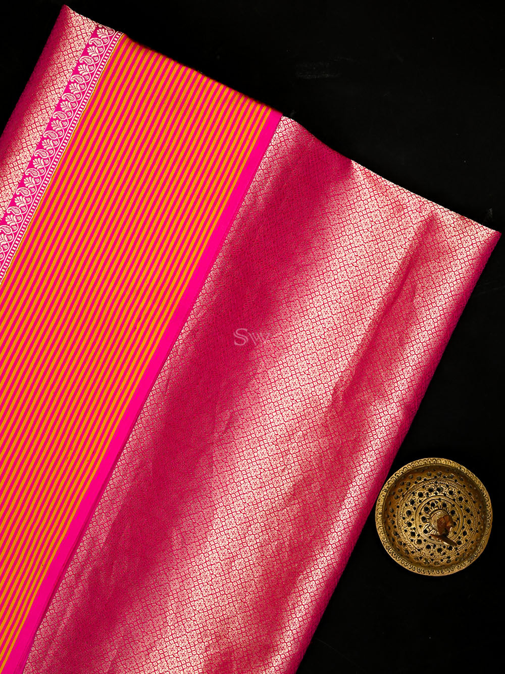 Magenta Silk Brocade Handloom Banarasi Saree