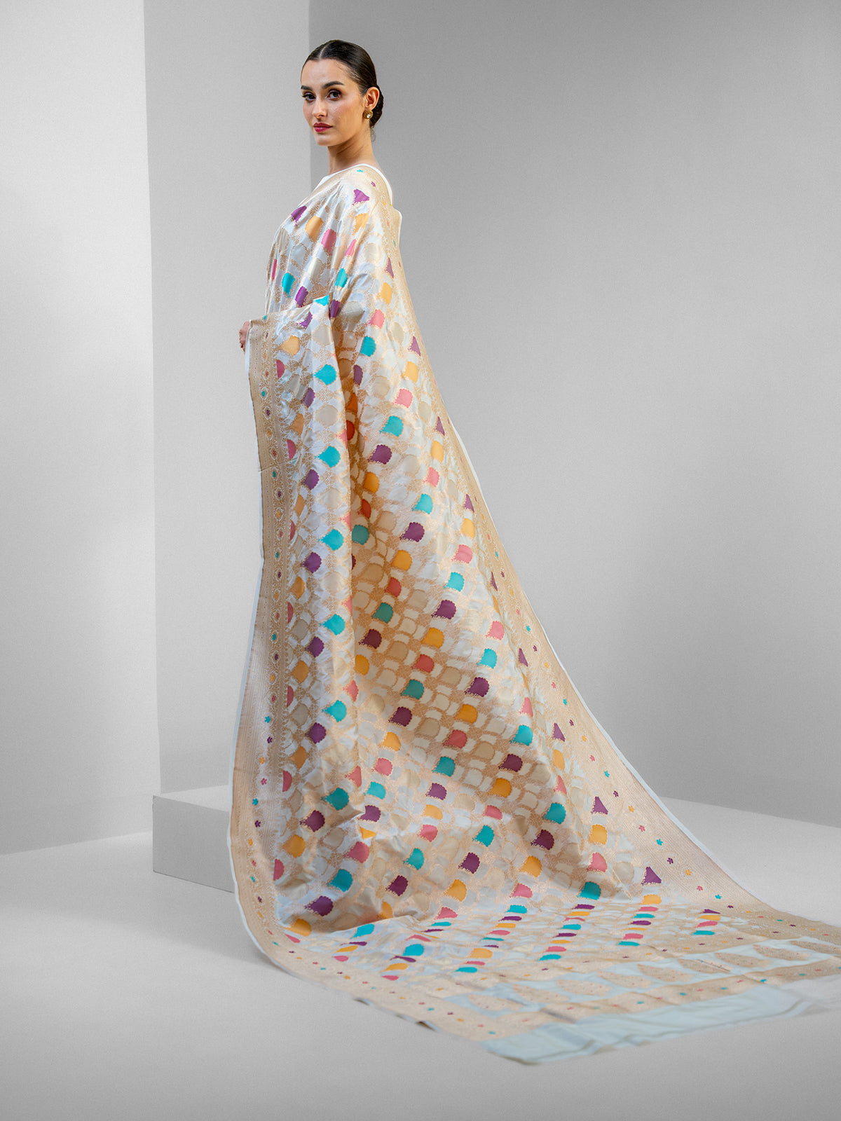 White Rangkat Katan Silk Handloom Banarasi Saree - Sacred Weaves