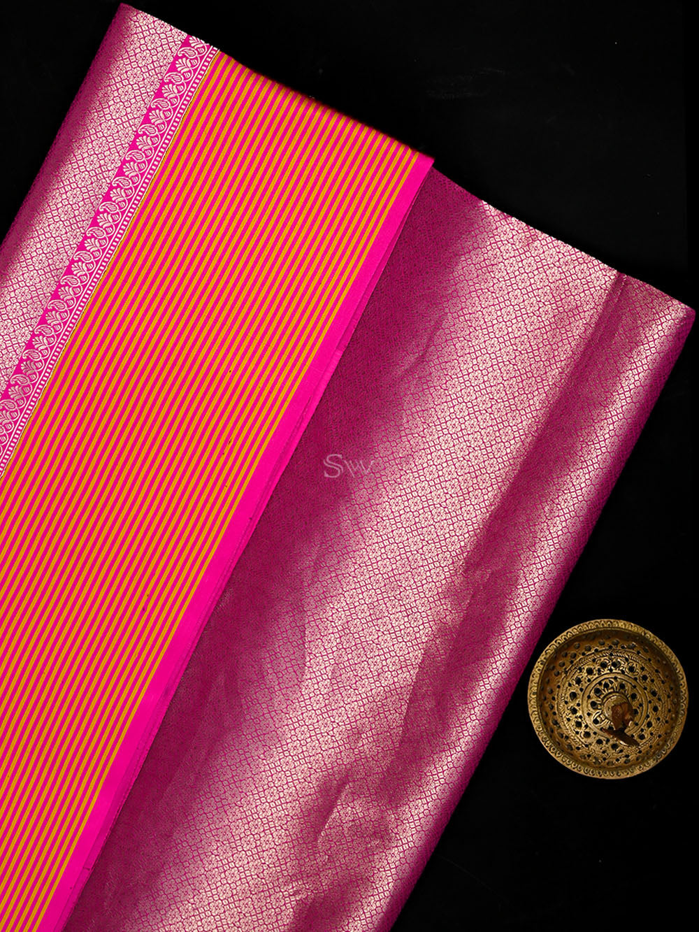 Magenta Silk Brocade Handloom Banarasi Saree