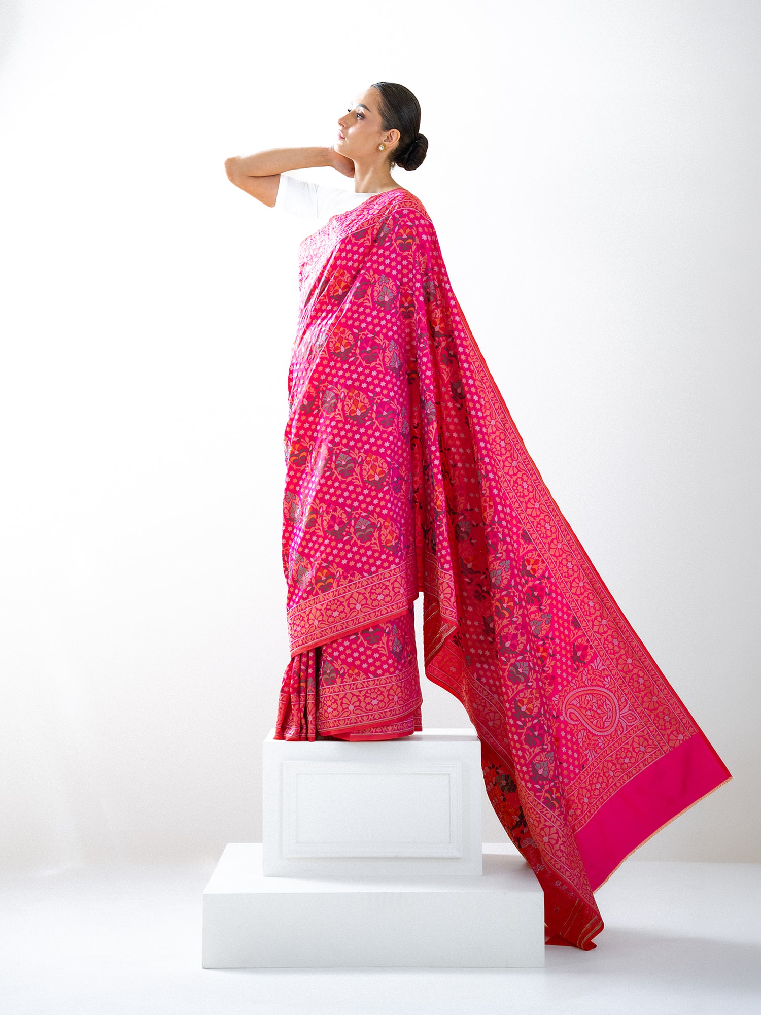 Pink Orange Konia Jaal Katan Silk Handloom Banarasi Saree - Sacred Weaves
