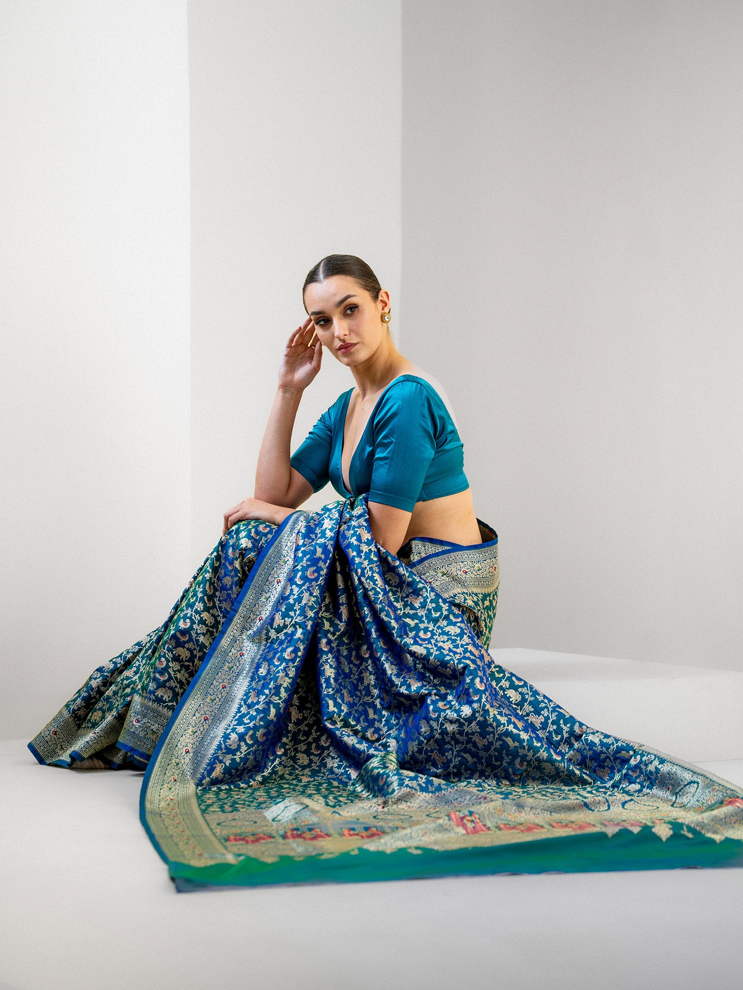 Blue Green Shikargah Katan Silk Handloom Banarasi Saree - Sacred Weaves