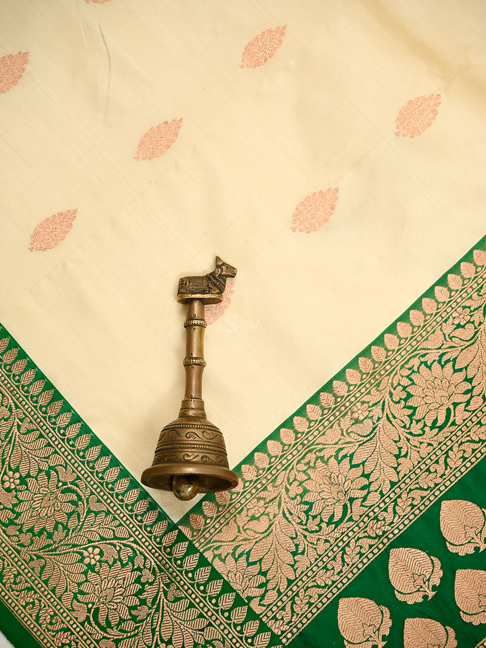 Cream Booti Katan Silk Handloom Banarasi Saree - Sacred Weaves