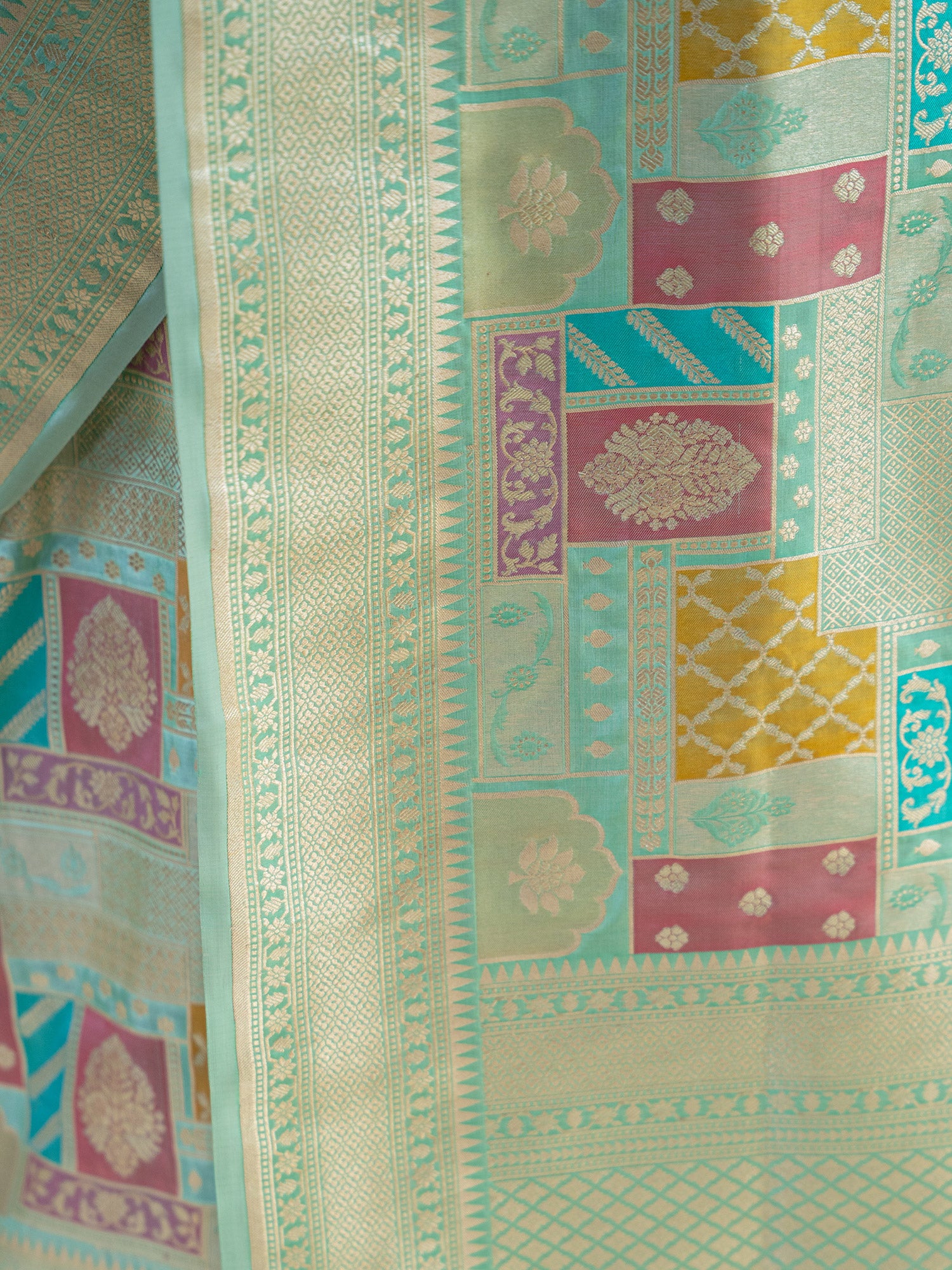 Mint Green Rangkat Katan Silk Handloom Banarasi Saree - Sacred Weaves
