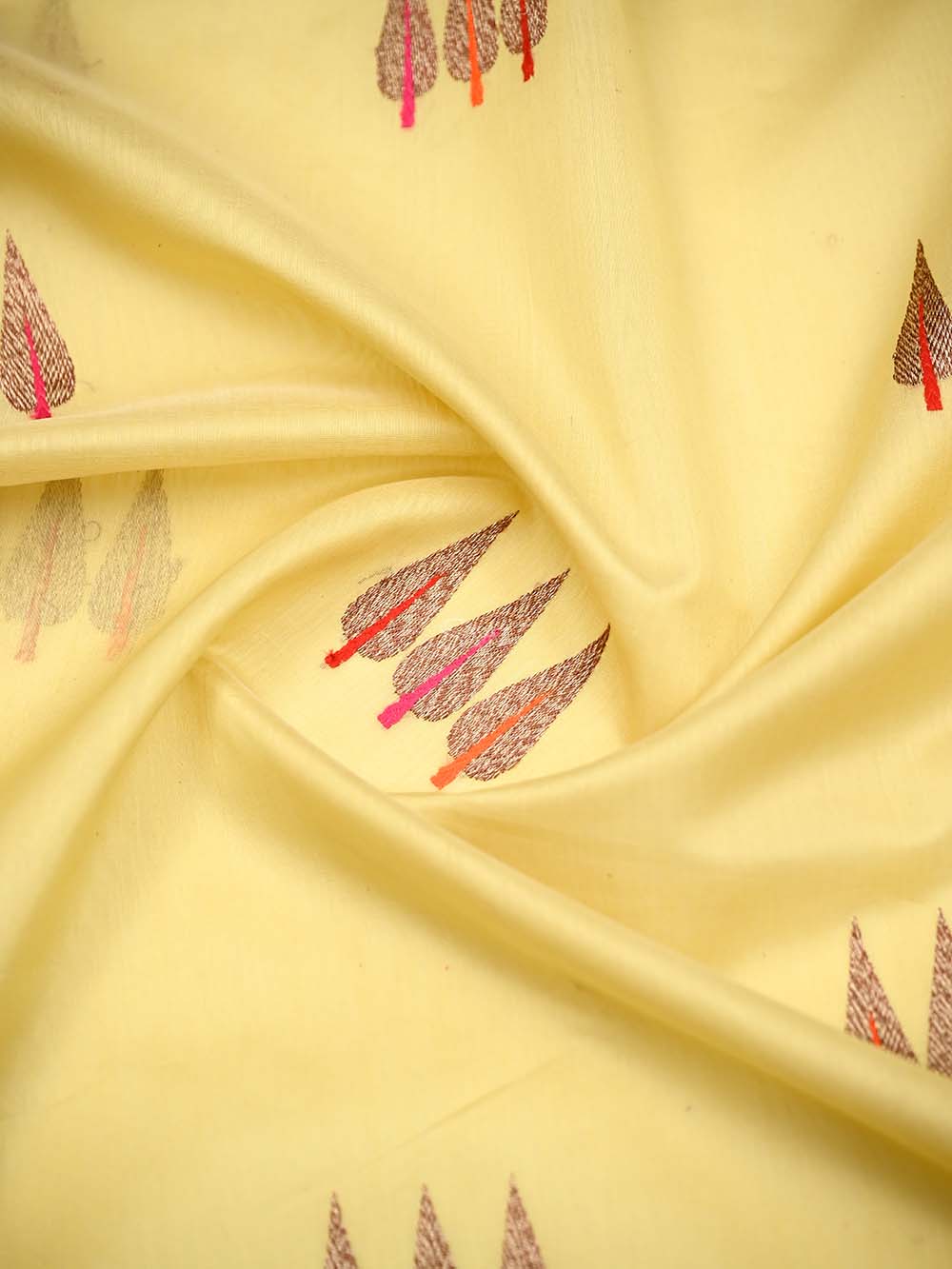 Pastel Yellow Booti Chanderi Silk Handloom Banarasi Saree