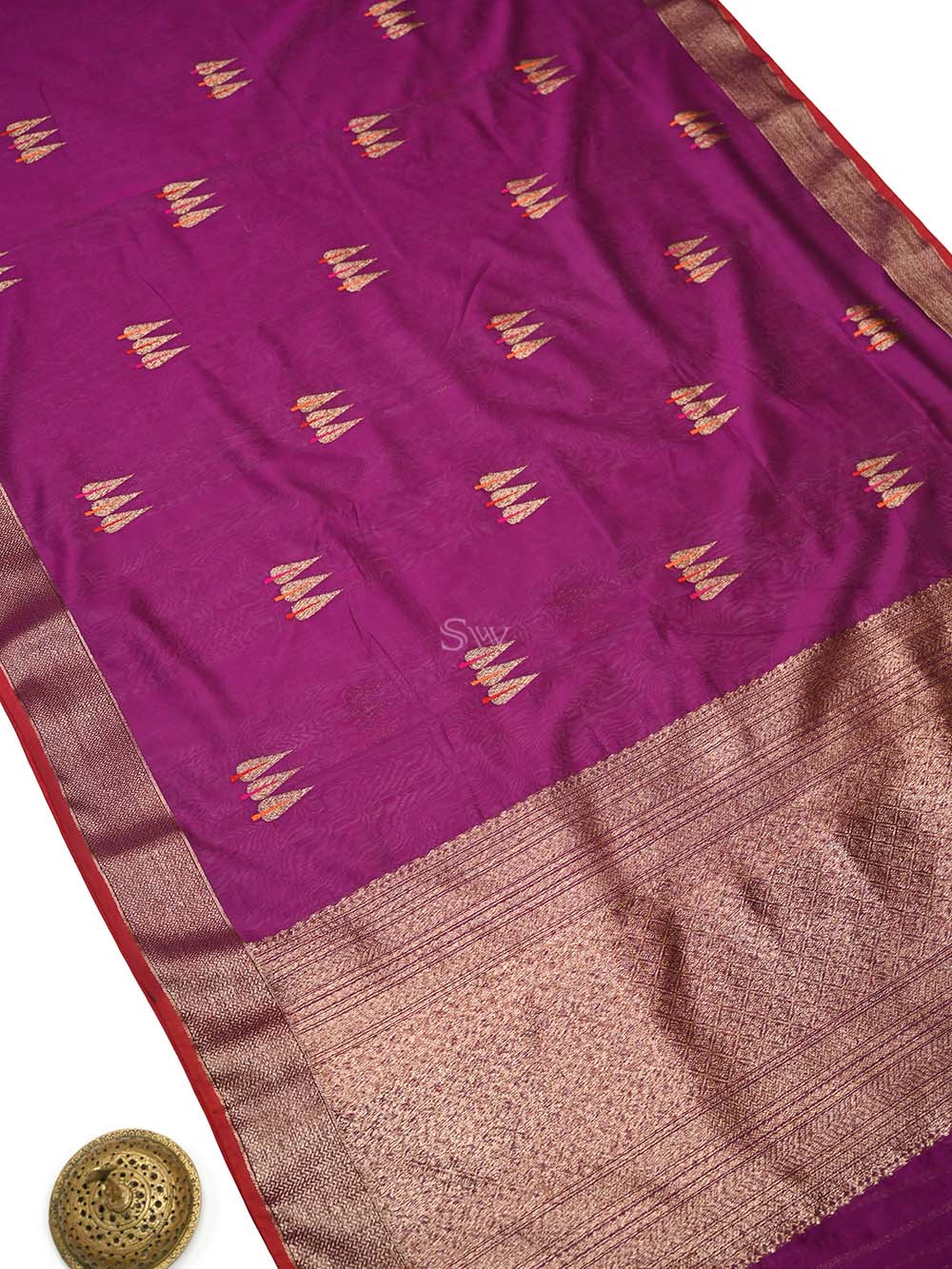 Wine Booti Chanderi Silk Handloom Banarasi Saree - Sacred Weaves