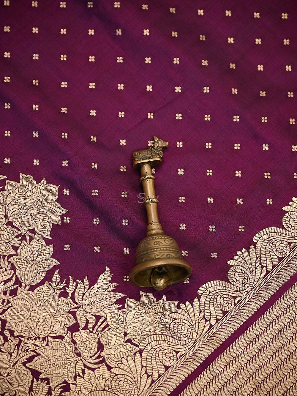 Dark Wine Booti Katan Silk Handloom Banarasi Saree - Sacred Weaves