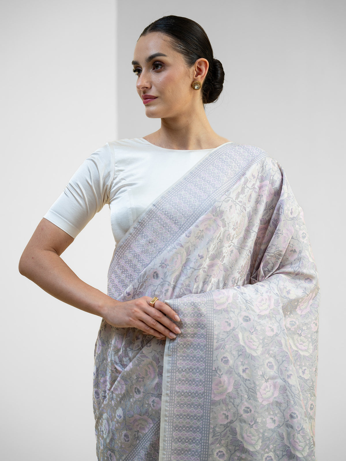 Pastel Lilac Tanchoi Silk Handloom Banarasi Saree - Sacred Weaves