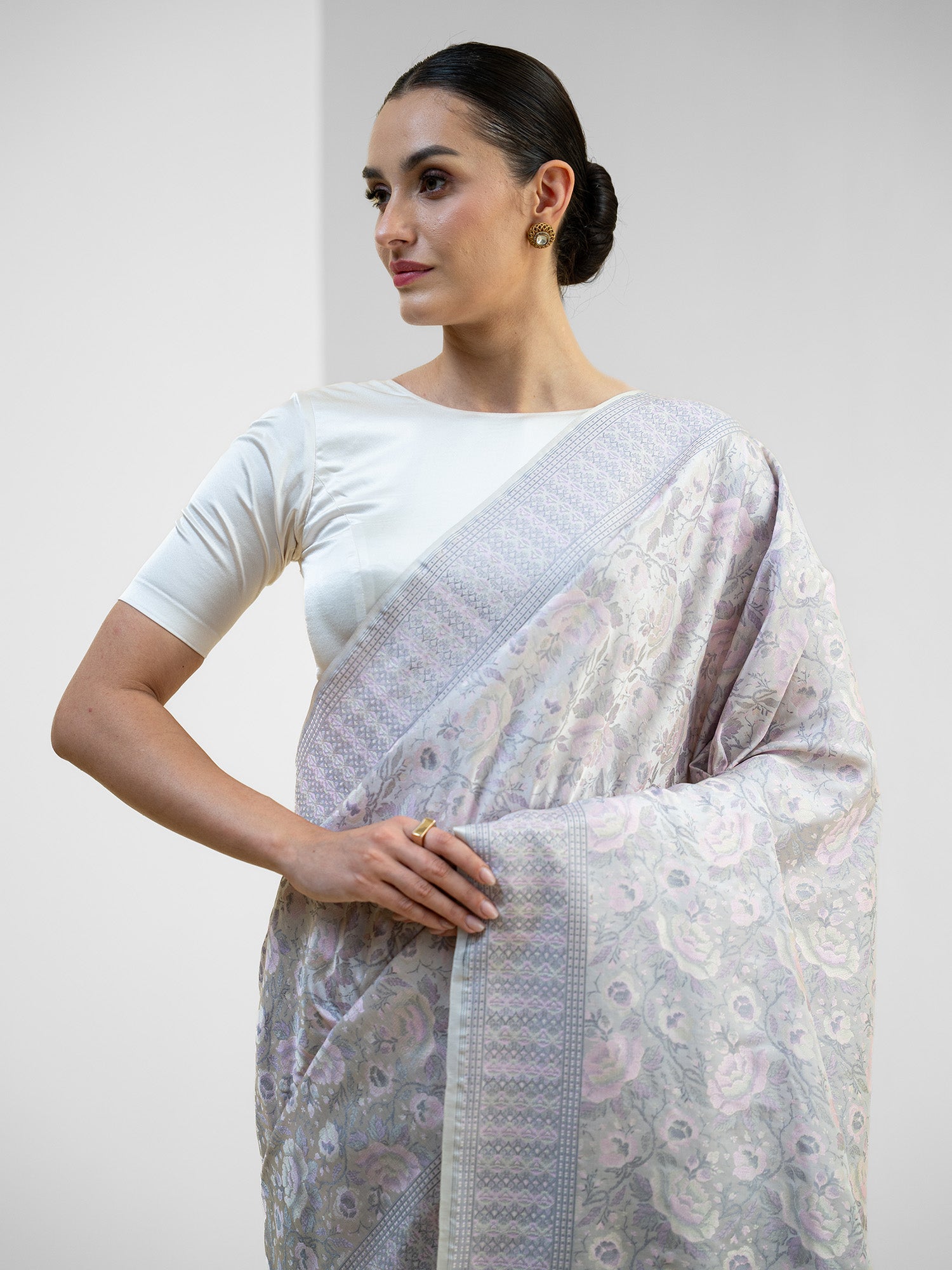Pastel Lilac Tanchoi Silk Handloom Banarasi Saree - Sacred Weaves