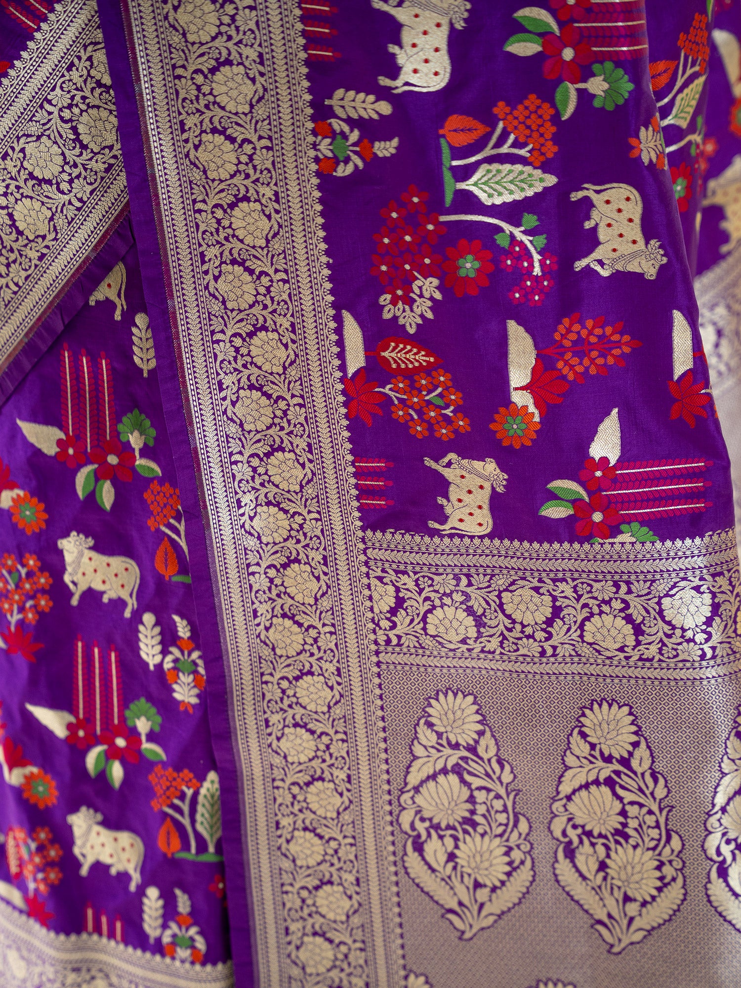 Purple Shikargah Meenakari Katan Silk Handloom Banarasi Saree - Sacred Weaves