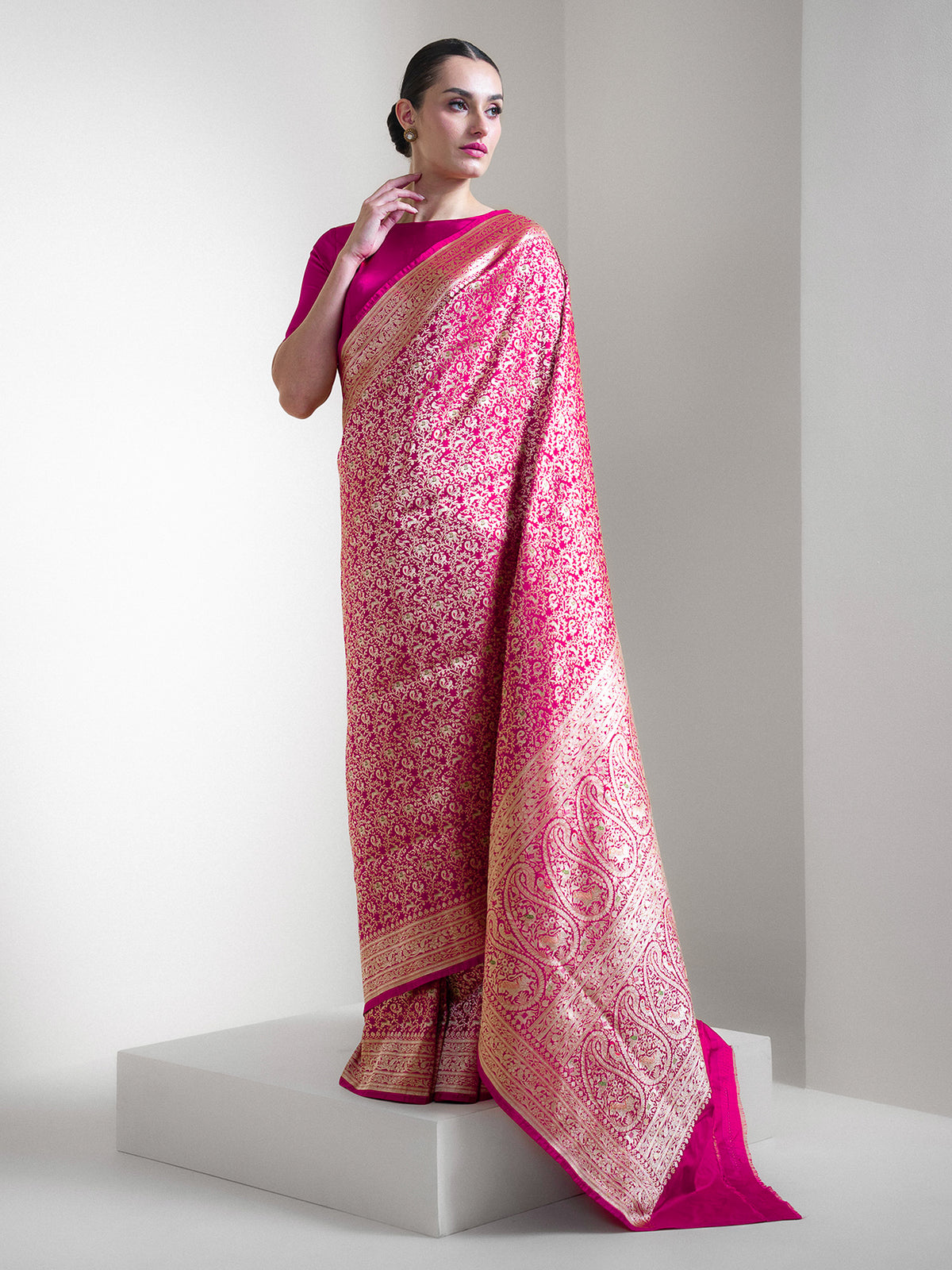 Dark Pink Shikargah Katan Silk Handloom Banarasi Saree - Sacred Weaves