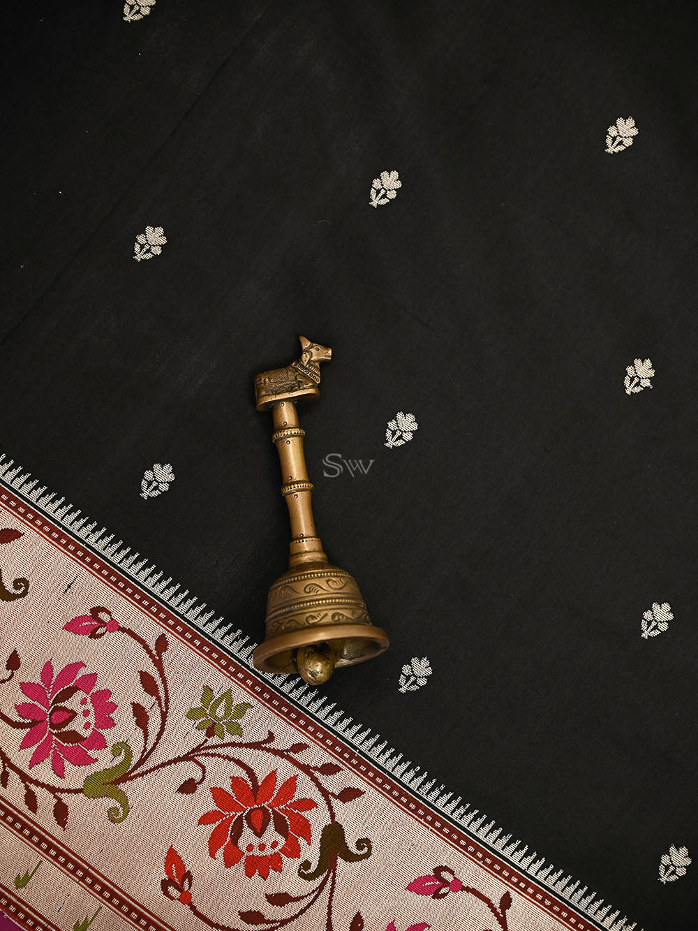 Black Booti Paithani Katan Silk Handloom Banarasi Saree - Sacred Weaves