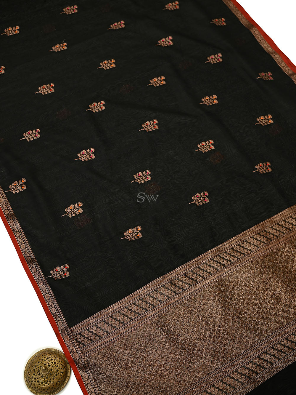 Black Booti Chanderi Silk Handloom Banarasi Saree - Sacred Weaves