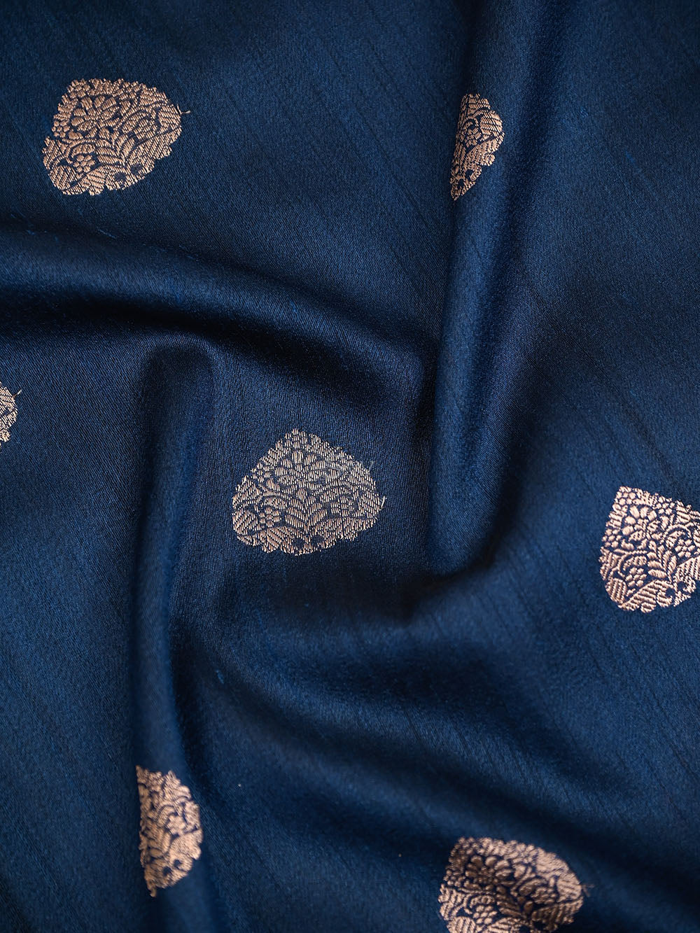 Blue Red Booti Tussar Silk Handloom Banarasi Saree - Sacred Weaves