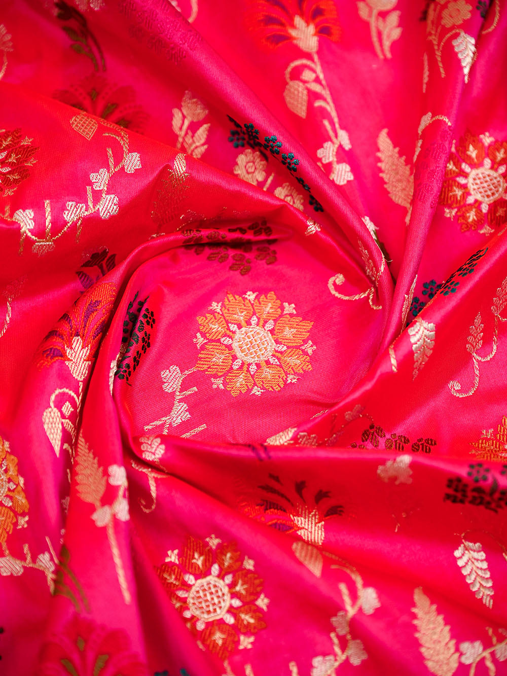 Dark Pink Shikargah Meenakari Katan Silk Handloom Banarasi Saree - Sacred Weaves