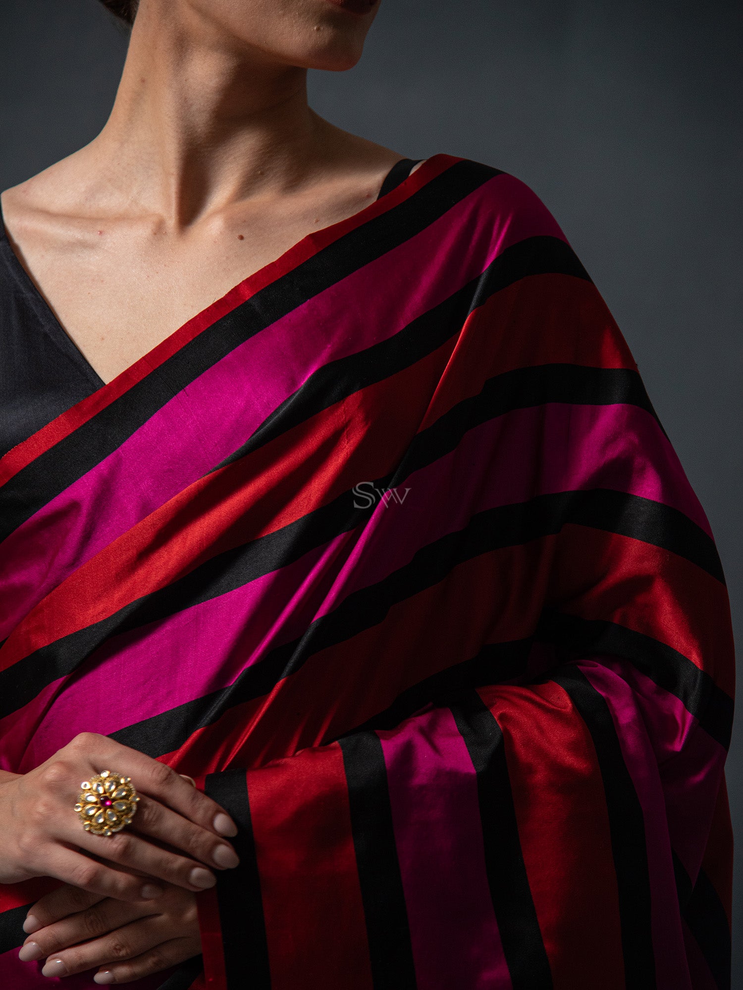 Pink Red Konia Satin Silk Handloom Banarasi Saree - Sacred Weaves