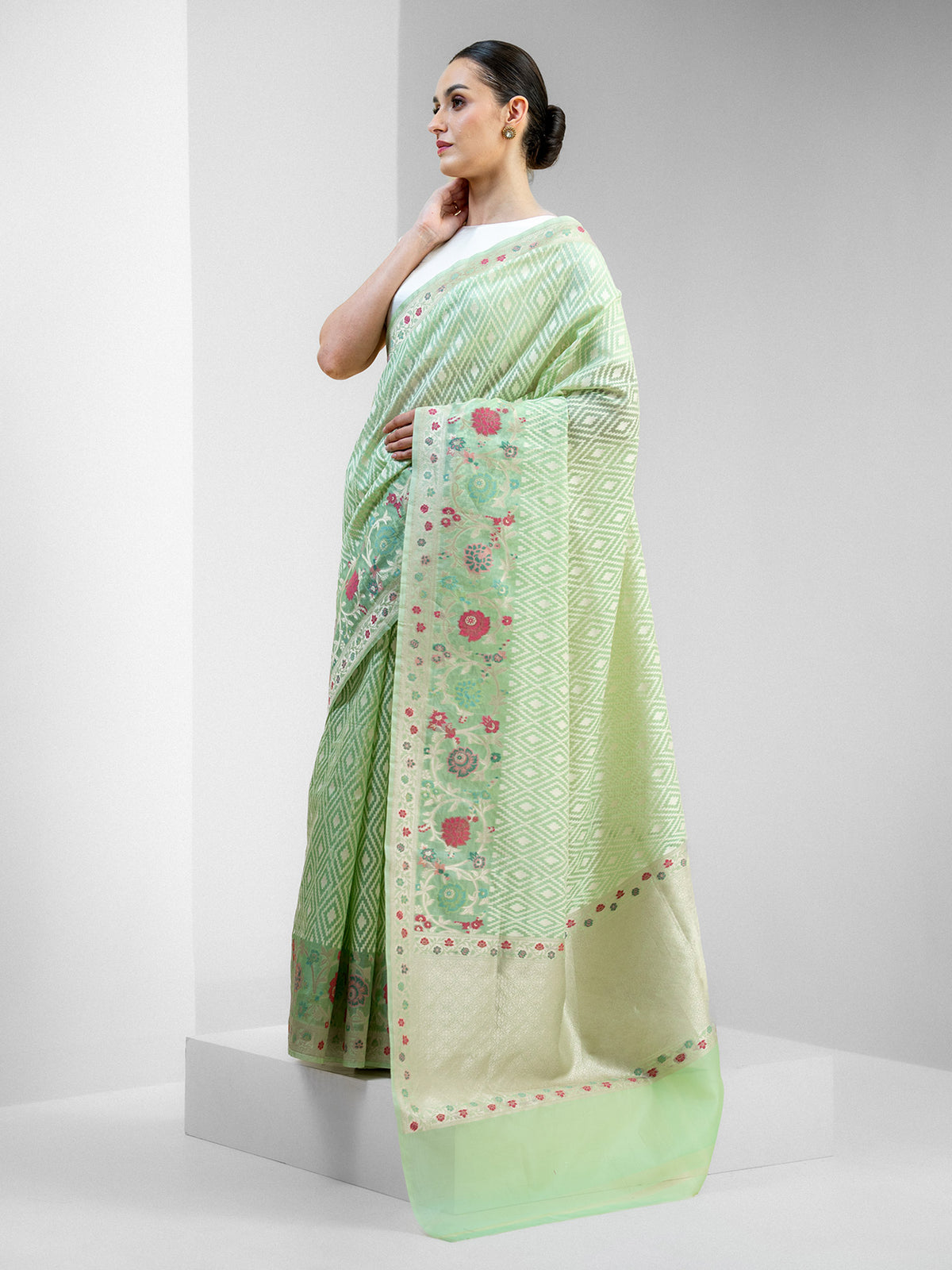Pista Green Jaal Organza Handloom Banarasi Saree - Sacred Weaves
