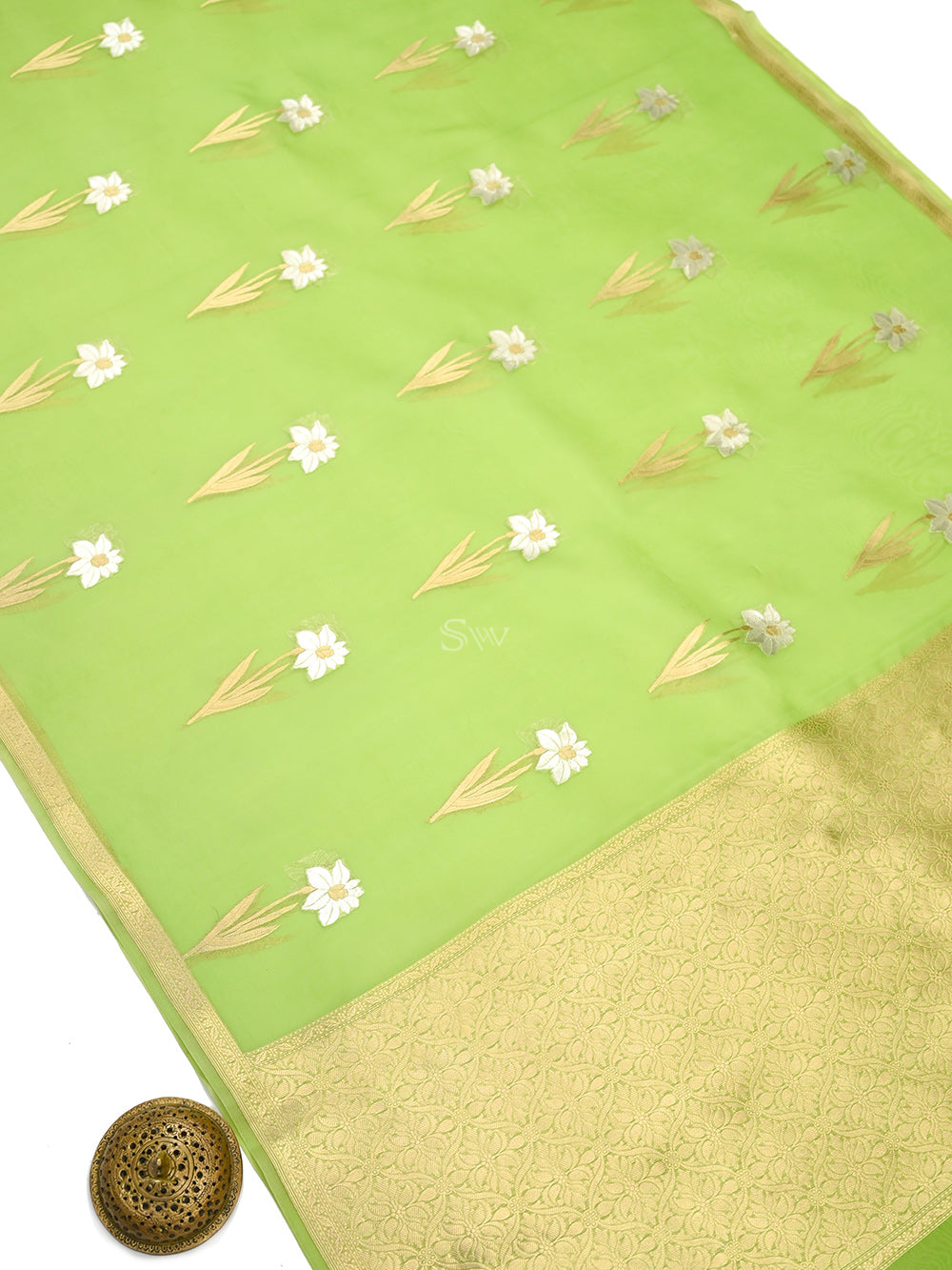 Parrot Green Boota Organza Handloom Banarasi Saree