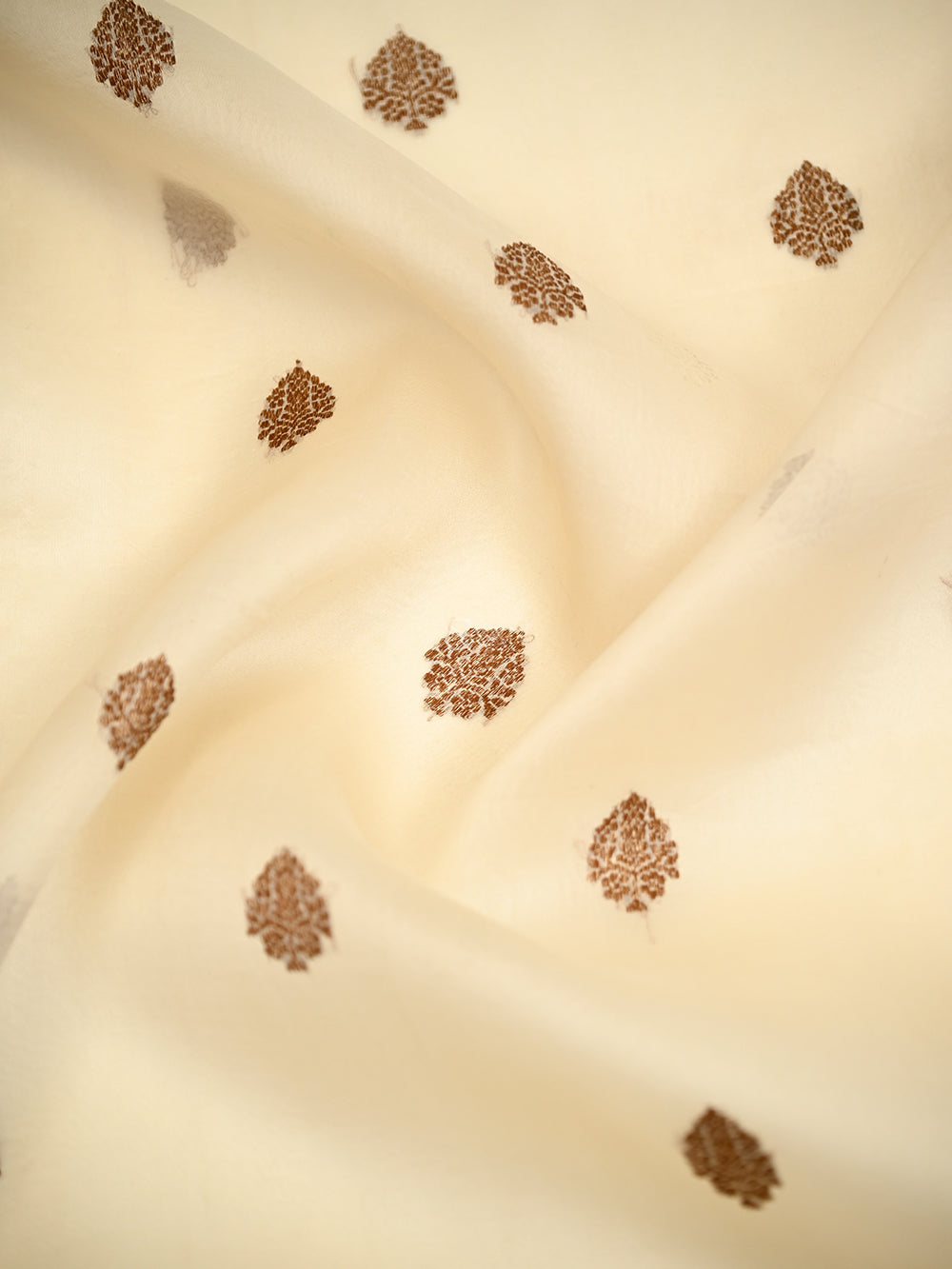 Cream Boota Organza Silk Handloom Banarasi Saree - Sacred Weaves