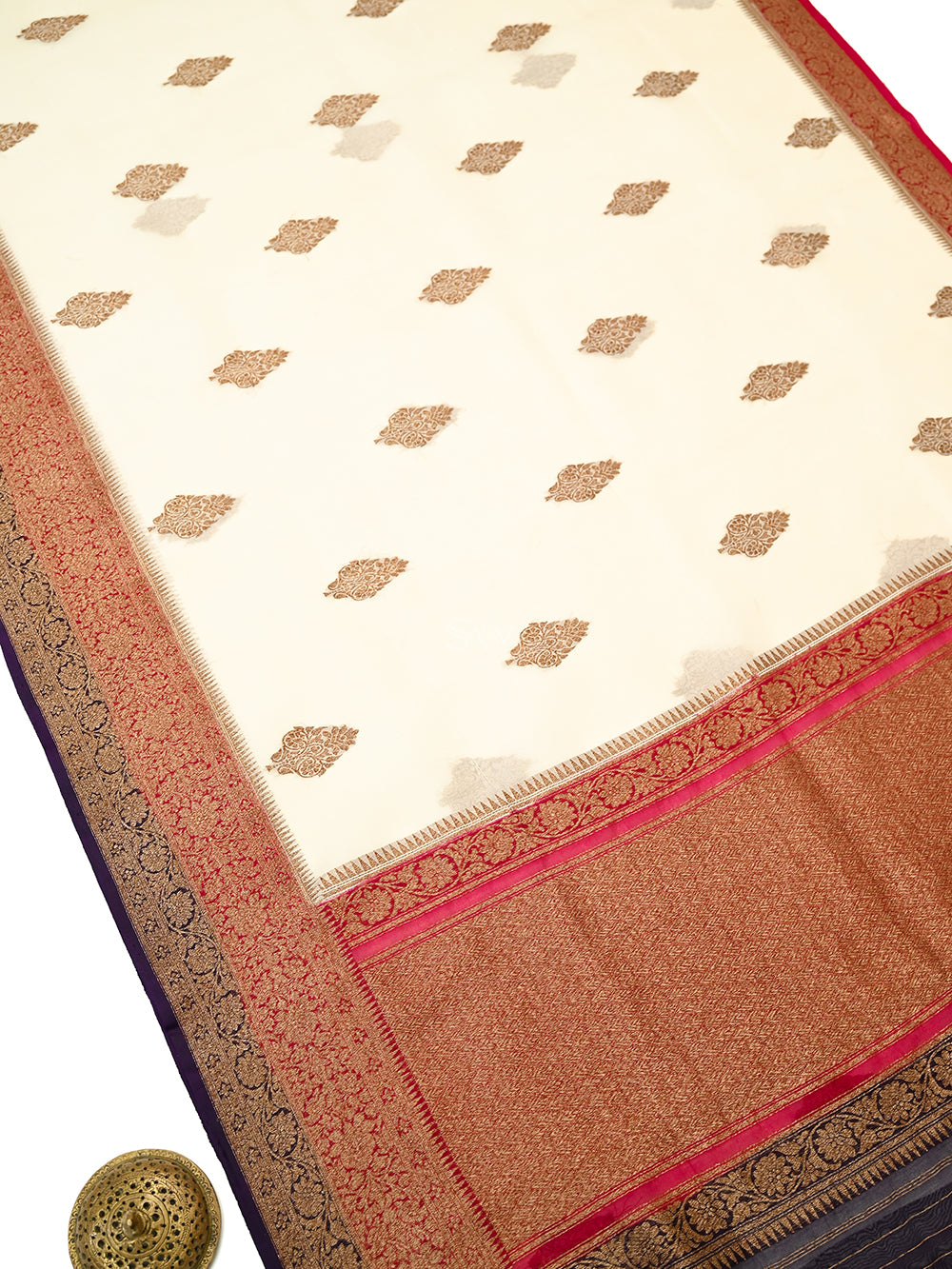 Cream Boota Organza Silk Handloom Banarasi Saree - Sacred Weaves