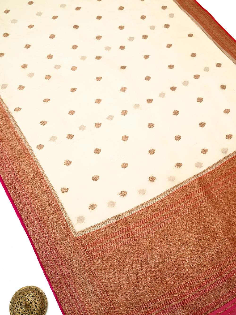 Cream Boota Organza Silk Handloom Banarasi Saree - Sacred Weaves