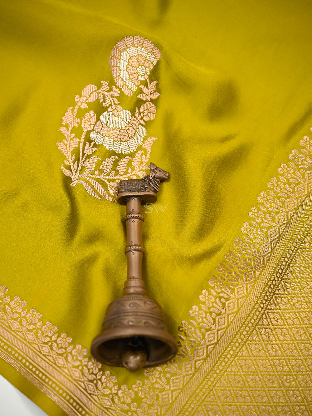 Lime Yellow Sona Roopa Zari Boota Satin Silk Handloom Banarasi Saree - Sacred Weaves