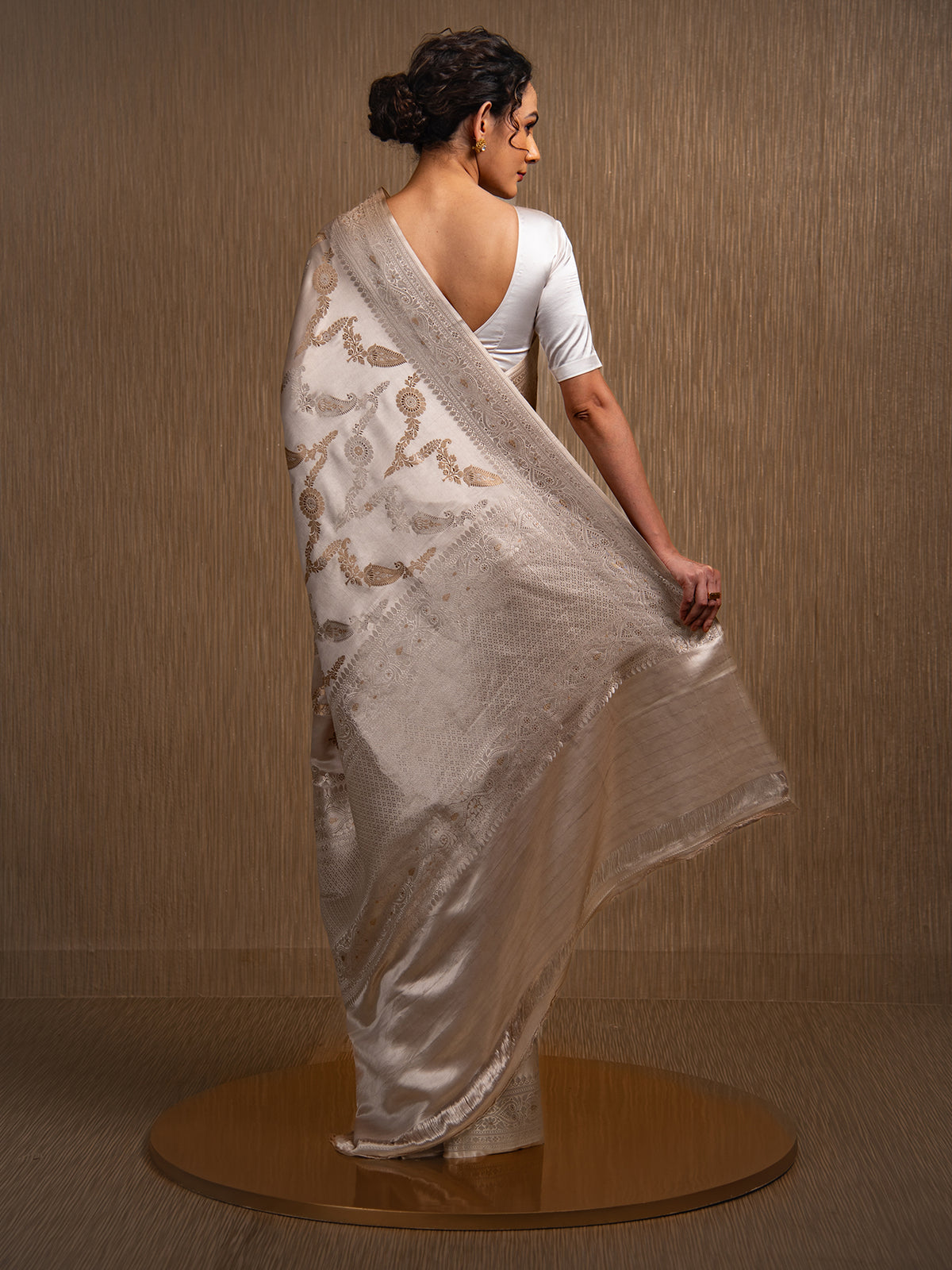 Grey Satin Sona Roopa Jaal Handloom Banarasi Saree - Sacred Weaves