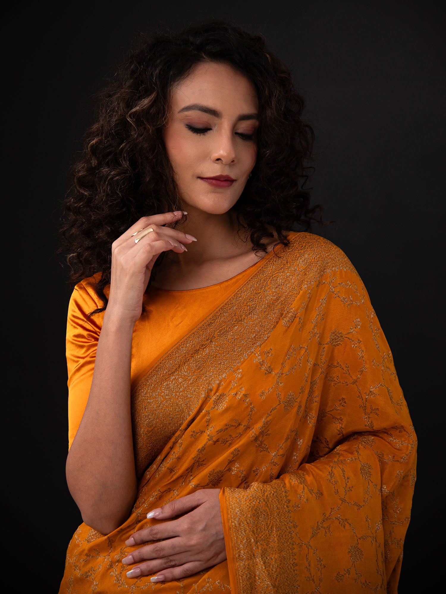 Dark Mustard Jaal Crepe Silk Handloom Banarasi Saree - Sacred Weaves
