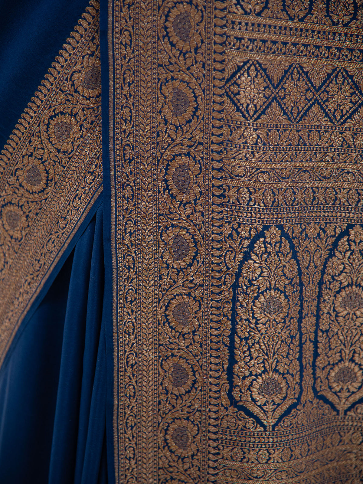 Midnight Blue Plain Crepe Silk Handloom Banarasi Saree - Sacred Weaves