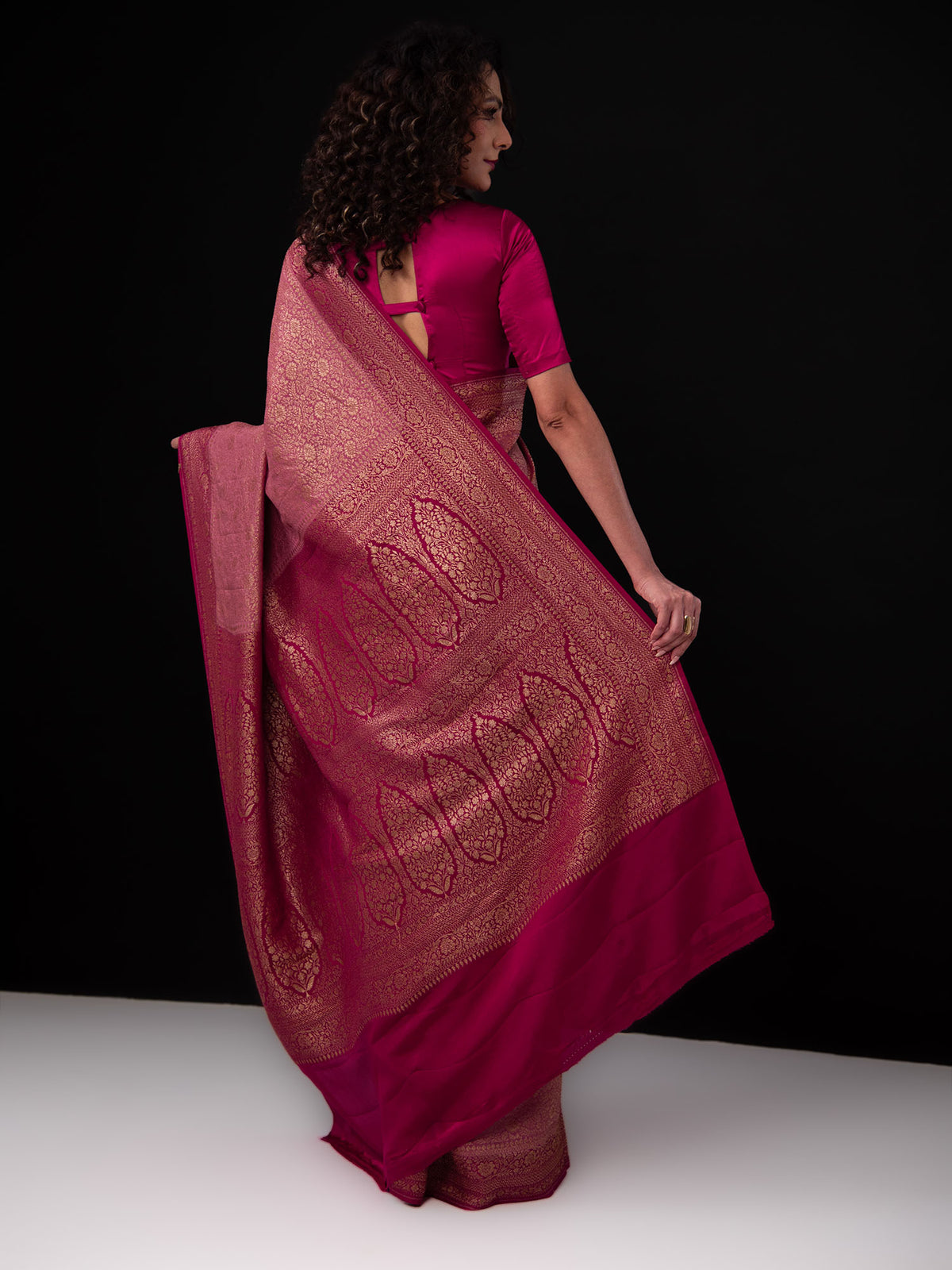 Dusky Pink Jaal Crepe Silk Handloom Banarasi Saree - Sacred Weaves