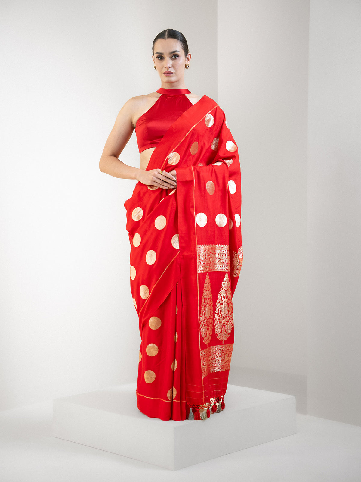 Red Boota Pure Silk Handloom Banarasi Saree - Sacred Weaves