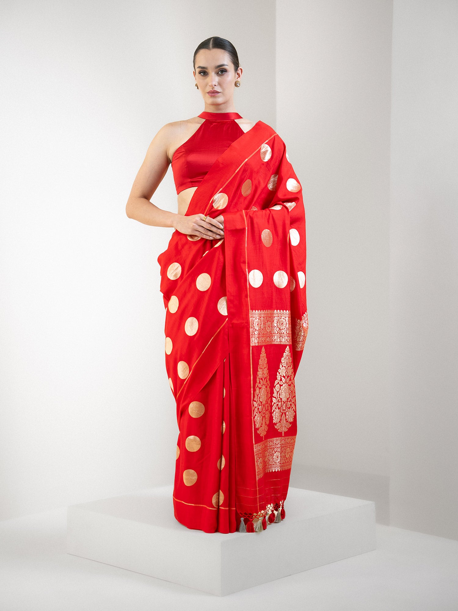 Red Boota Pure Silk Handloom Banarasi Saree - Sacred Weaves