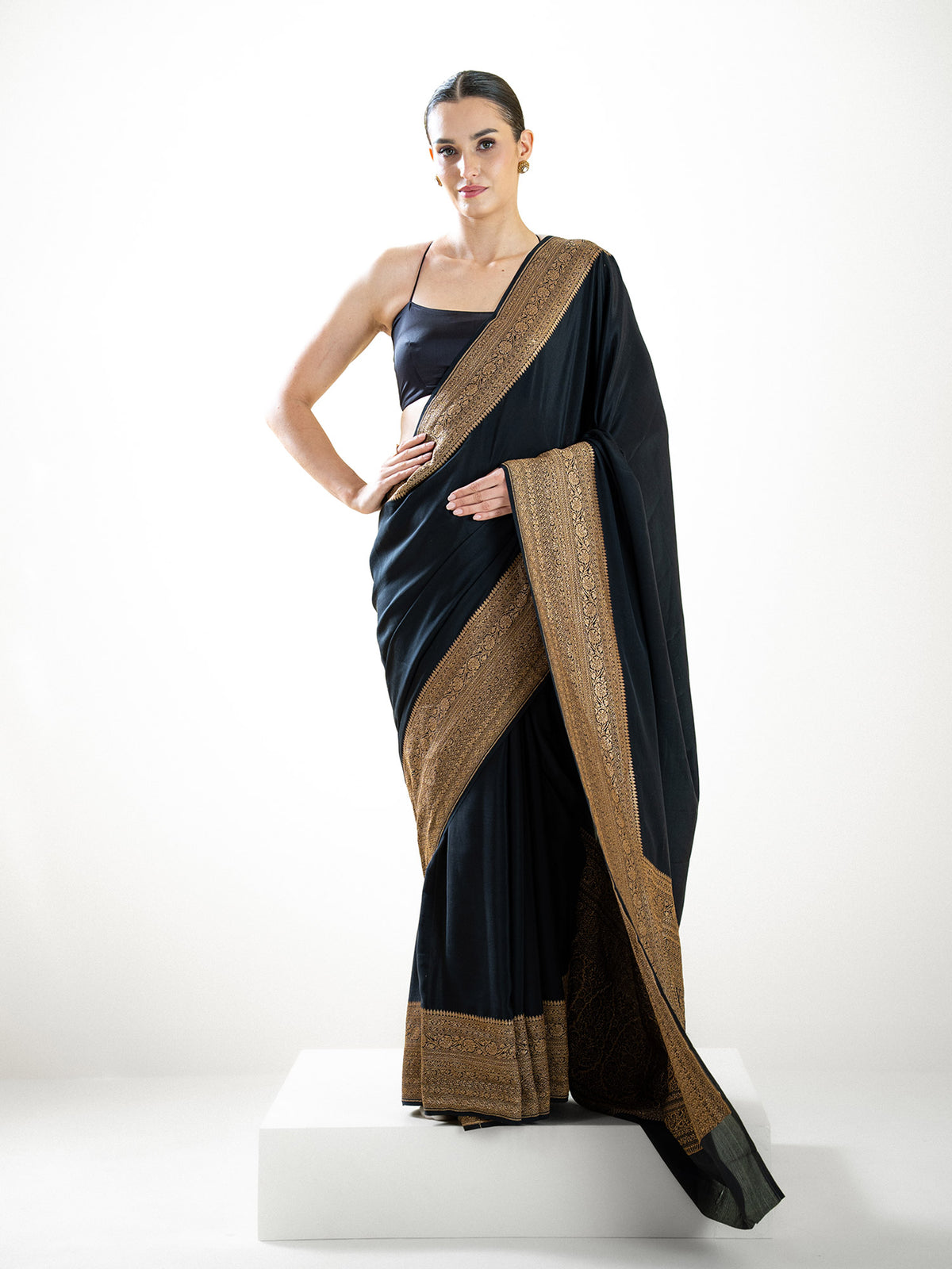 Black Plain Crepe Silk Handloom Banarasi Saree - Sacred Weaves