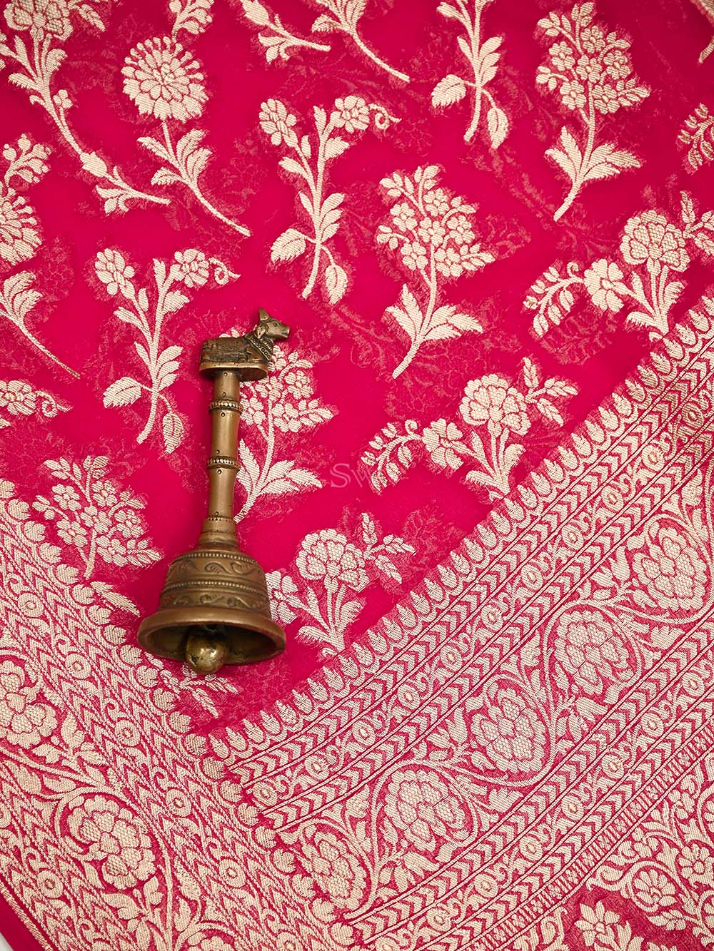 Reddish Pink Jaal Khaddi Georgette Handloom Banarasi Saree - Sacred Weaves