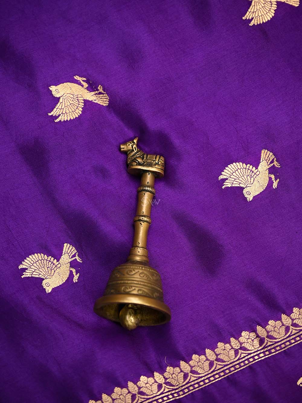 Purple Shikargah Katan Silk Handloom Banarasi Dupatta - Sacred Weaves
