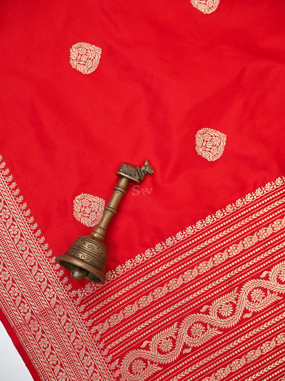 Red Booti Katan Silk Handloom Banarasi Dupatta - Sacred Weaves