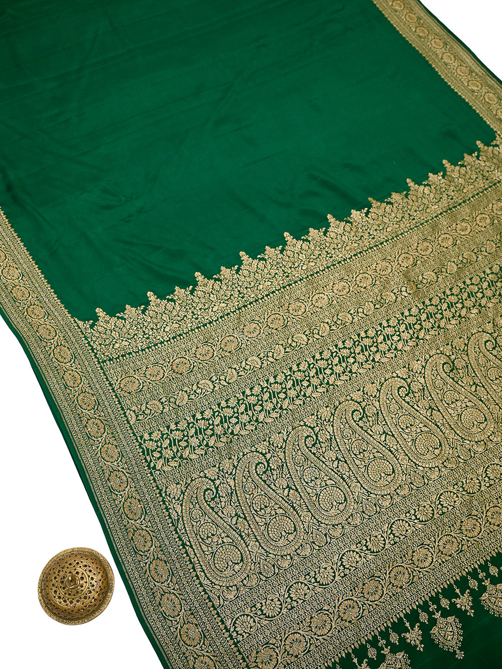 Bottle Green Plain Crepe Silk Handloom Banarasi Saree - Sacred Weaves