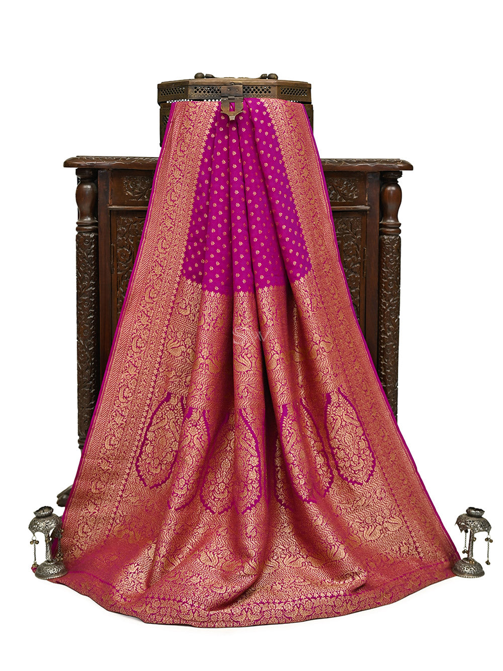 Magenta Booti Crepe Silk Handloom Banarasi Saree - Sacred Weaves