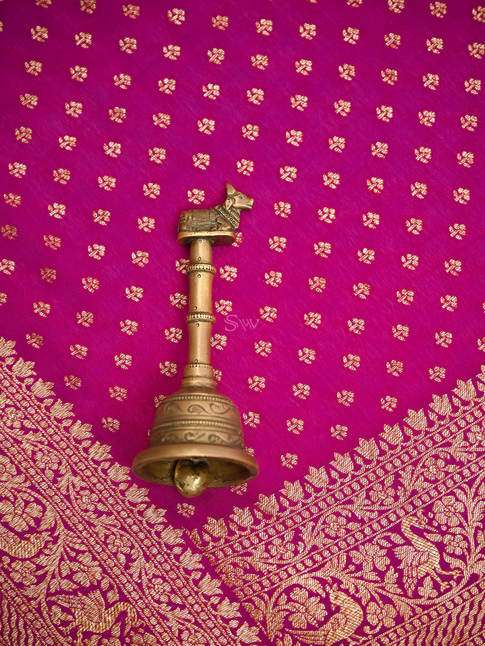 Magenta Booti Crepe Silk Handloom Banarasi Saree - Sacred Weaves
