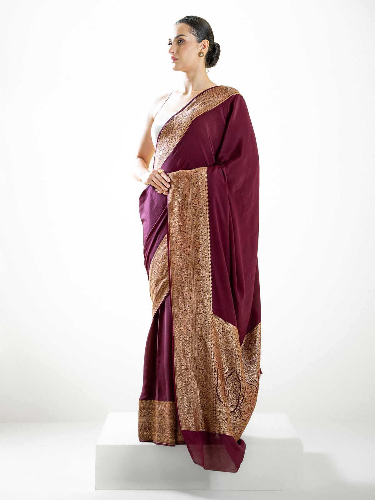 Wine Plain Crepe Silk Handloom Banarasi Saree - Sacred Weaves