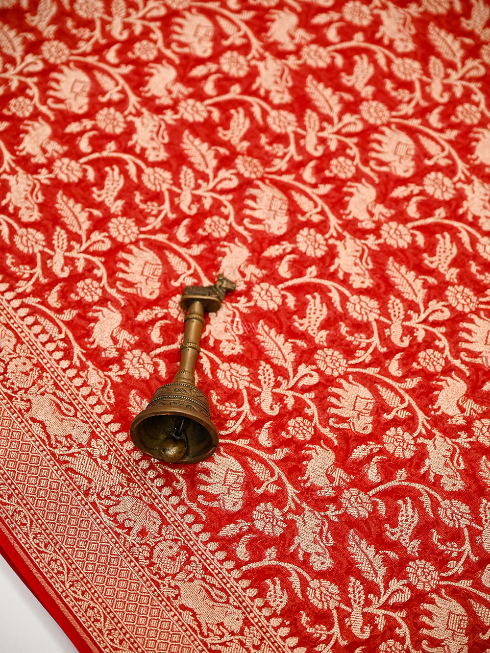 Red Shikargah Zari Jaal Khaddi Georgette Handloom Banarasi Saree - Sacred Weaves