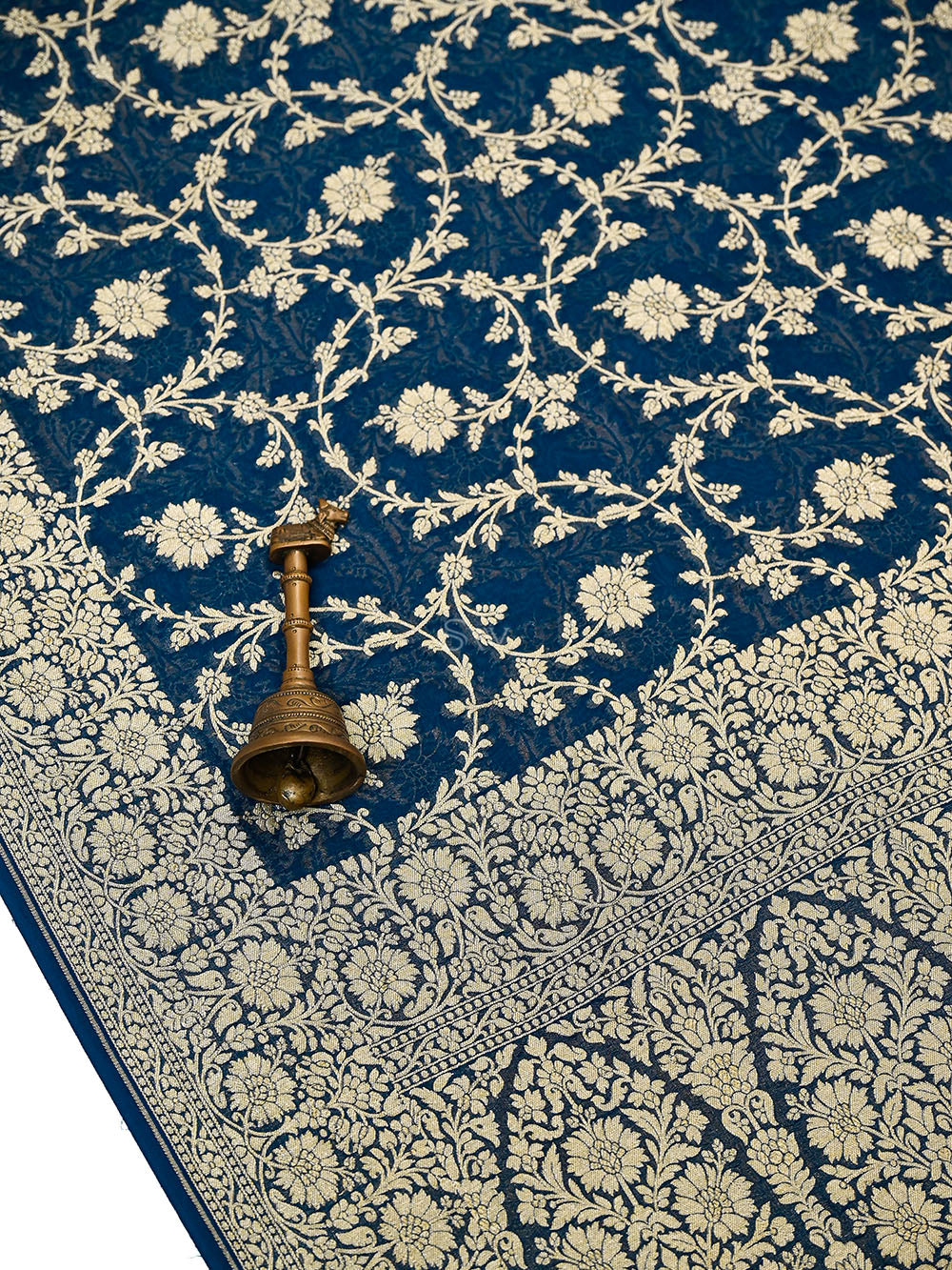 Midnight Blue Floral Jaal Khaddi Georgette Handloom Banarasi Saree - Sacred Weaves