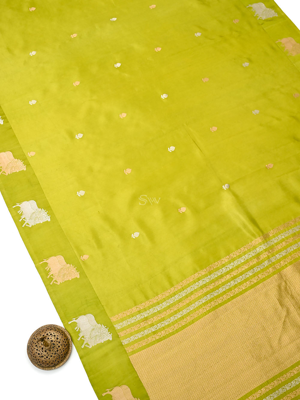 Parrot Green Booti Katan Silk Handloom Banarasi Saree - Sacred Weaves