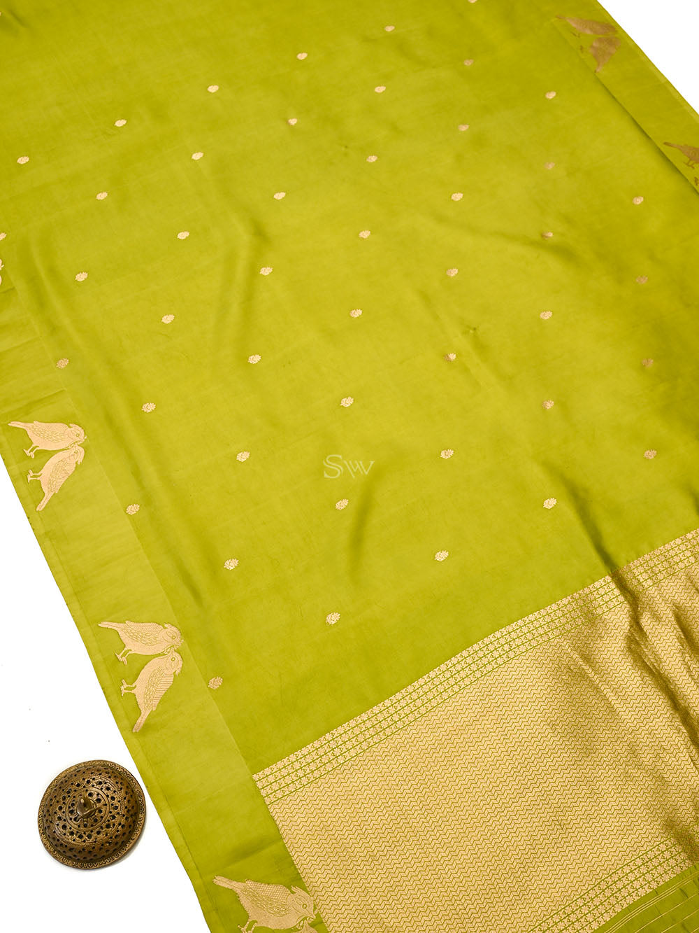 Lime Green Booti Pure Silk Handloom Banarasi Saree - Sacred Weaves