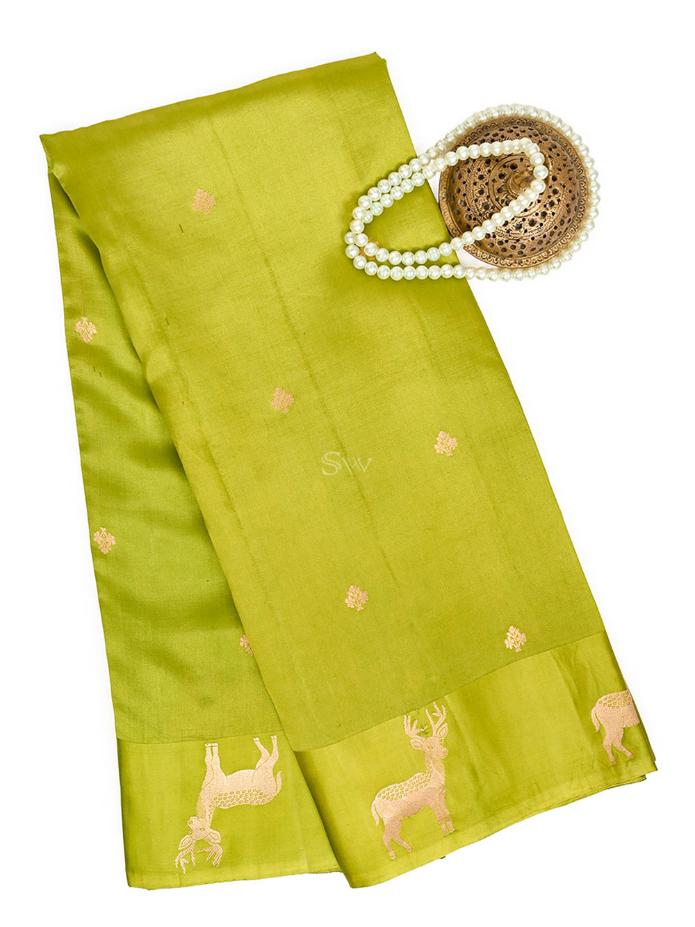 Parrot Green Booti Katan Silk Handloom Banarasi Saree - Sacred Weaves
