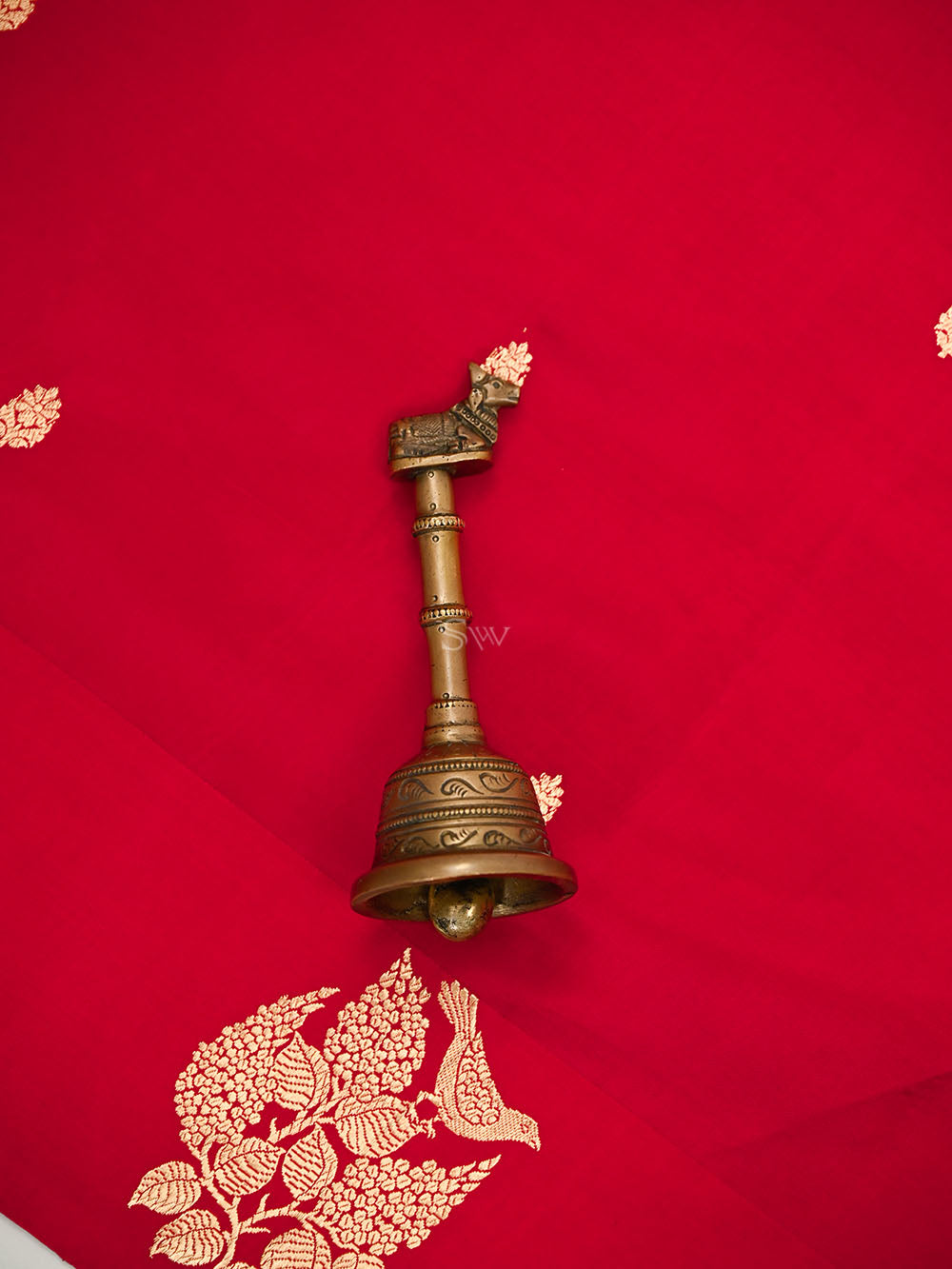 Red Booti Katan Silk Handloom Banarasi Saree - Sacred Weaves